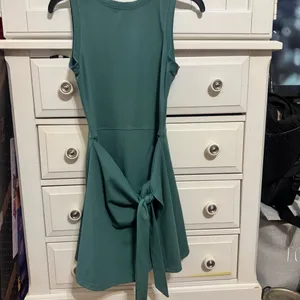 athletic dress Green Size M thumbnail 2