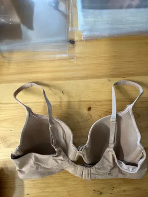 Victorias Secret Nude Lined Demi Bra 34C thumbnail 4