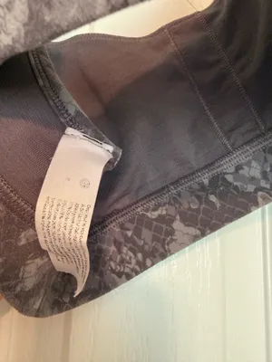 Lululemon Snakeskin Print Sports Bra thumbnail 4