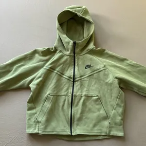 Nike Tech Fleece Windrunner Full-Zip Hoodie thumbnail 11