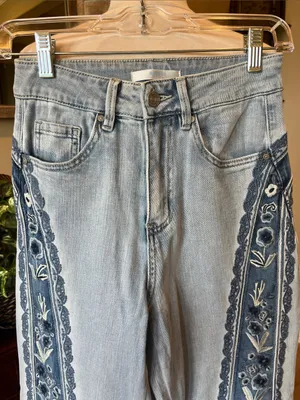 Bayeas Los Angeles High-Waist Light Blue Embroidered Wide-Leg Jeans New thumbnail 4