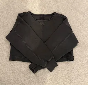 aerie cropped sweater thumbnail 2