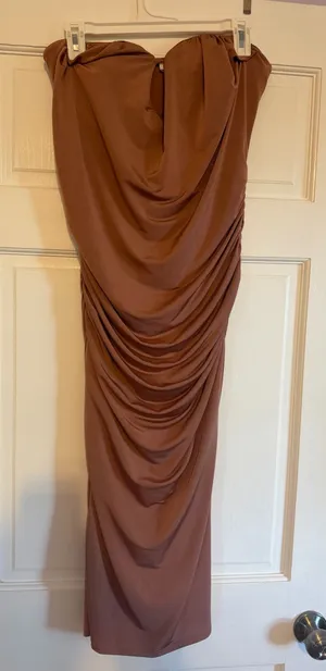 Brown strapless midi dress Size M thumbnail 1