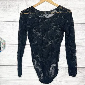Victoria’s Secret Sheer Black Floral Lace Long Sleeve Bodysuit Size Medium thumbnail 6