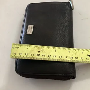 FINAL MARKDOWN Ladies Stone Mountain Black Leather Wallet thumbnail 5