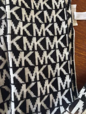 Michael Kors scarf  thumbnail 2
