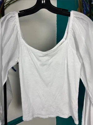 Self contrast White Scoop Neck Peasant Blouse with Puff Sleeves thumbnail 4