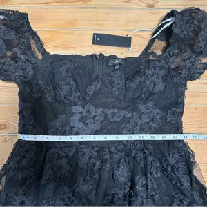 Notable Elegance Black Mesh Floral Applique Bustier Midi Dress thumbnail 3