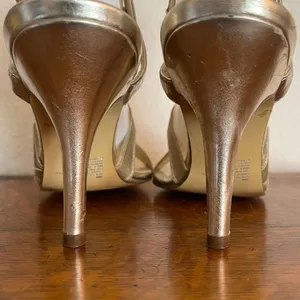 Liz Claiborne Gold‎ Heels thumbnail 7