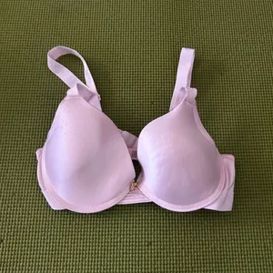 Juicy Couture Pink padded bra thumbnail 1