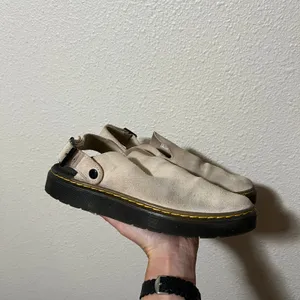 Dr. Martens Carlson tan suede Slip On Slingback Mule Womens 8 thumbnail 3