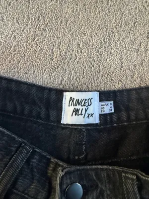 Princess Polly Black Distressed Denim Shorts – Size 4 thumbnail 4