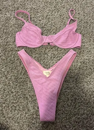 Bikini thumbnail 1