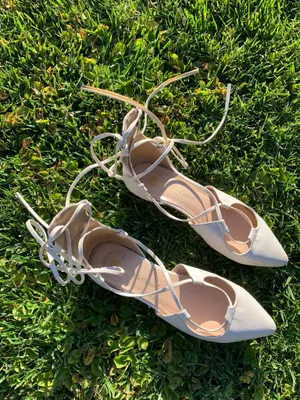 Chase + Chloe White Pointed-Toe Lace-Up Gladiator Flats thumbnail 5