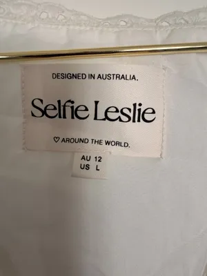 Selfie Leslie Azura Scalloped White Lace Trim Peplum Top thumbnail 7