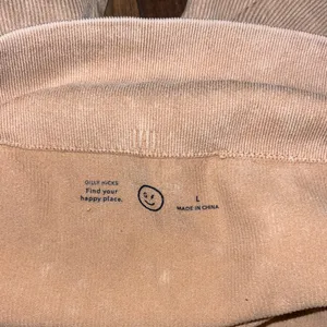 Gilly hicks Hollister Women's Tan Ribbed Shorts thumbnail 5
