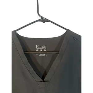 Hanes Women’s Black V-Neck Short Sleeve Comfort Fit Scrub Top Size Small thumbnail 3