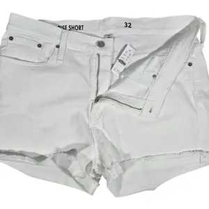 J Crew Mid Rise Short White‎ Denim Cutoff Frayed Hem Size 32 thumbnail 3