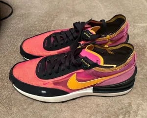Nike Women’s Sneakers 8 thumbnail 1