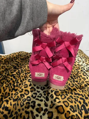 UGG Boots thumbnail 2