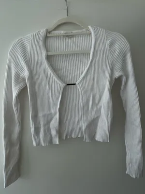 Abercrombie & Fitch White Ribbed Sweater thumbnail 1