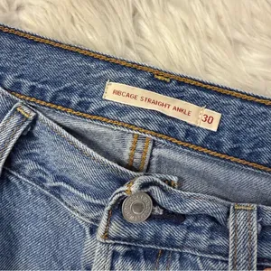 Levi’s Ribcage Straight Ankle Jeans Super High Rise Button Fly Size 30 10 Busted thumbnail 7