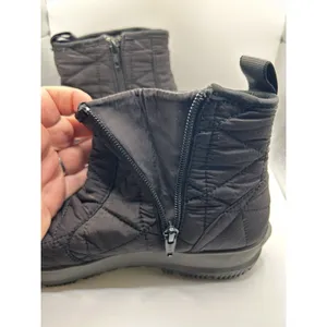 Bogs Snowday Low Black Waterproof Insulated Winter Boots Womens 7 72239-001 thumbnail 7