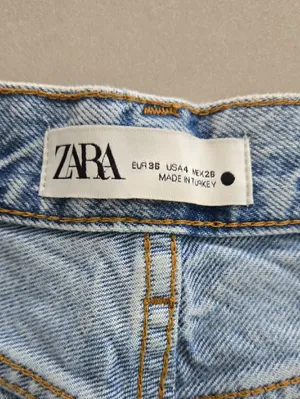 Zara 'The Pepper Mom' Light Blue Distressed Denim Shorts Size 4 thumbnail 5