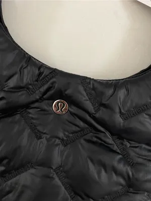 Lululemon NWT Quilty Pleasures Shoulder Bag Mini 5L Black Wordmark thumbnail 5
