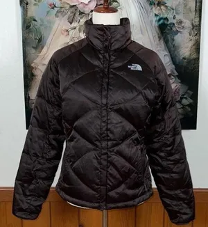 North Face Puffer Jacket thumbnail 1