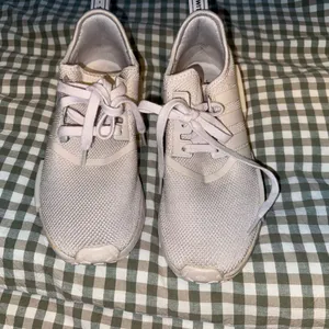 adidas NMD_R1 Pale Pink Knit Sneaker thumbnail 7