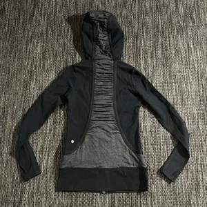 Lululemon Pure Balance Full Zip Jacket Black Grey Size 4 thumbnail 2