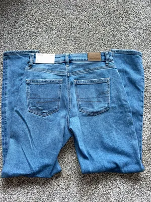 American Eagle Jeans thumbnail 2