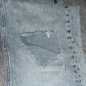 Zara HiRise Straight Jeans thumbnail 5