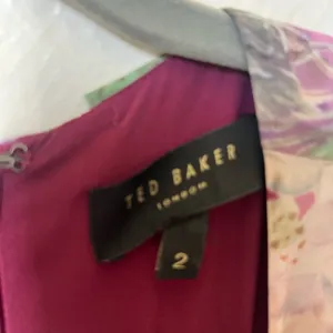 Ted Baker Ceyara stealth floral black dress size 4 thumbnail 3