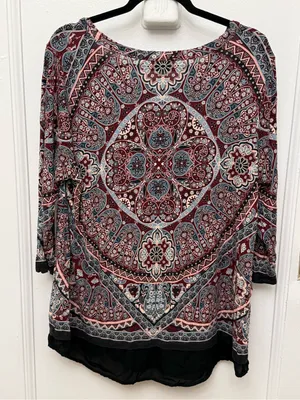 Rose + Olive Maroon Paisley Scoop Neck Top With Sheer Hem 1X thumbnail 2
