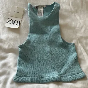 🆕 Zara | Seamless Light Blue Crop Top Women's Textured Tank Top XS/S thumbnail 2