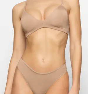 NWT SKIMS Wireless Form T-Shirt‎ Demi Bra BR-WRL-1889 Clay Size 36H thumbnail 1