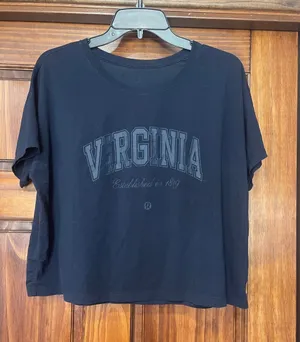 University of Virginia Lululemon athletica Black Graphic Crop Tee thumbnail 1