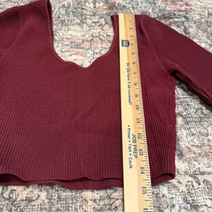 Aritzia Babaton Sculpt Knit Scoopneck Longsleeve‎ – Burgundy Maroon – Size M thumbnail 6