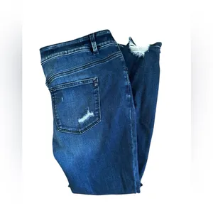 M Jeans By Maurice’s Skinny Distressed Mid Rise Jean Sz 16W Stretch Dark Wash thumbnail 2
