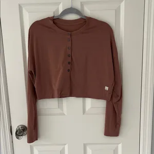 Vuori Cropped Henley Long-Sleeve Top - Rust Brown thumbnail 2