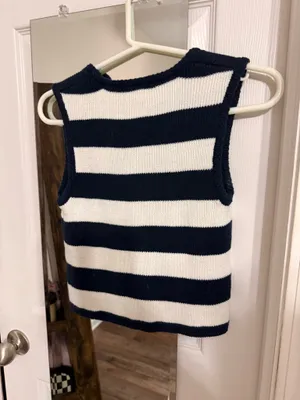 Sweater Vest thumbnail 3
