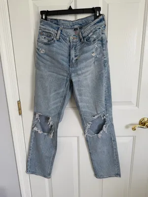 American Eagle High Rise Straight Jeans thumbnail 3