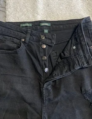 Wild Fable Distressed High-Waisted Jeans thumbnail 1