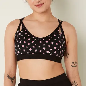 PINK - Victoria's Secret New ULTIMATE STRAPPY BACK LIGHTLY LINED SPORTS BRA thumbnail 1