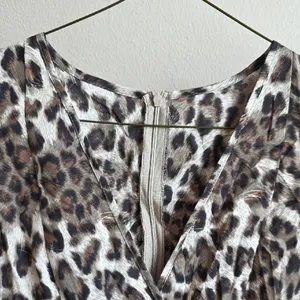 Cupshe Leopard Mini Dress Tiered Flounce & Ruffle Bishop Sleeve Brown Sm Mobwife thumbnail 4