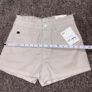 Kan Can brand light gray shorts size 26 thumbnail 5