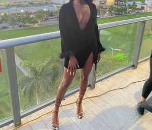 Black Dress thumbnail 3