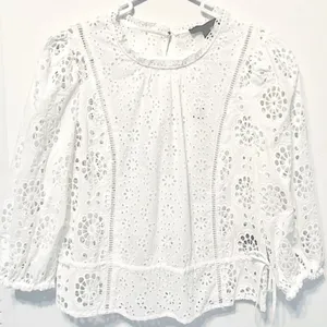 Banana Republic White Eyelet Embroidered Blouse XS thumbnail 4